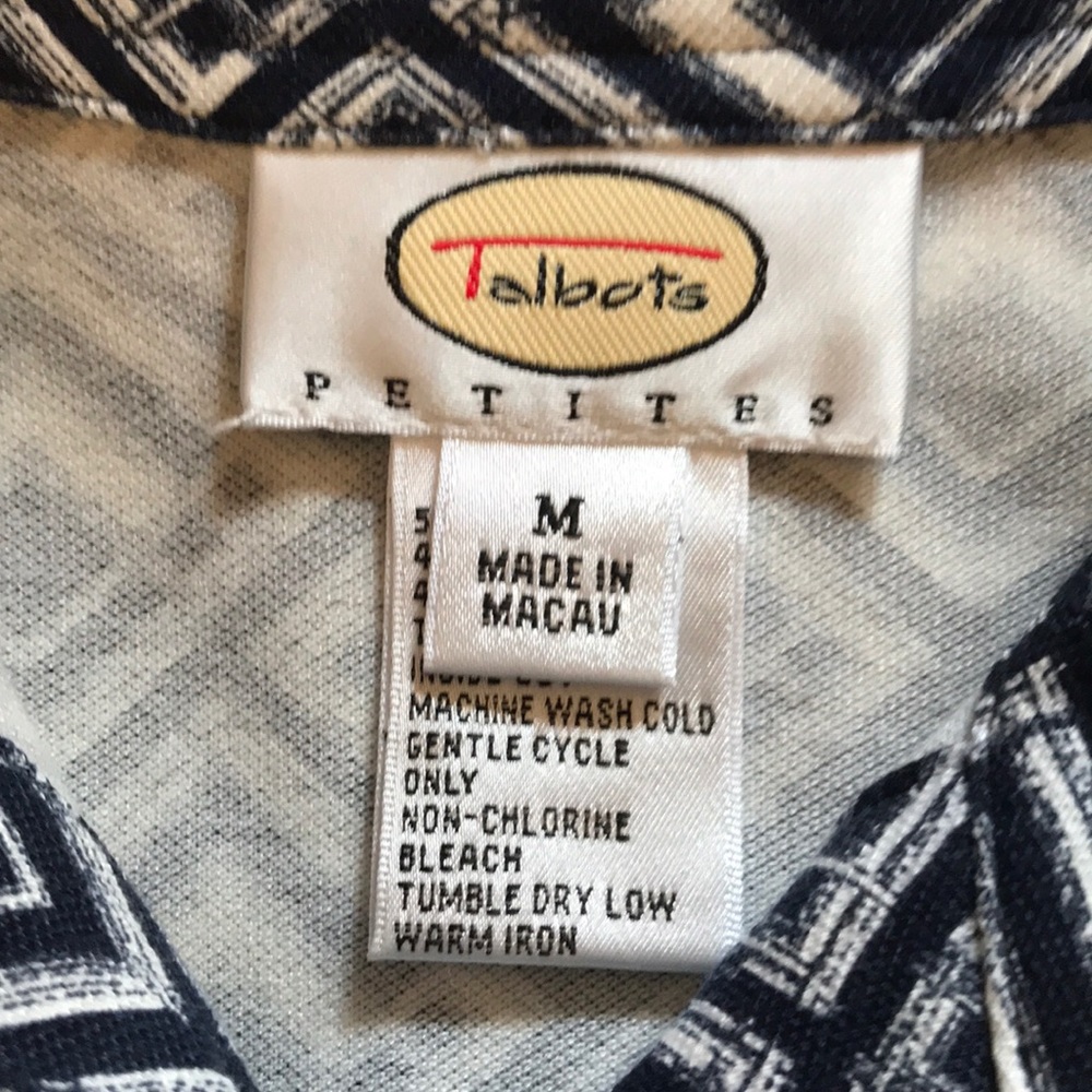 SALE!!  EUC Talbots Pullover - Picture 3 of 5